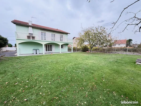 Maison 6 pièces 153 m² 