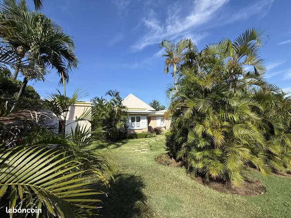 Propriété 4 pièces 127 m² 