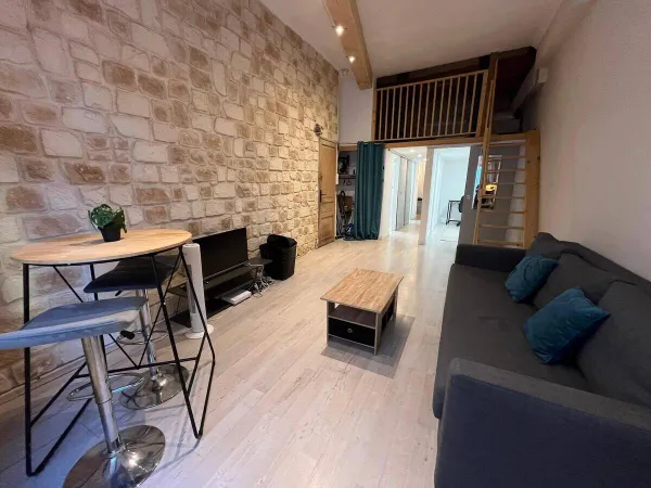 Studio 1 pièce 39 m² 