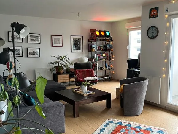 Location meublée F3 74 m2 + parking 