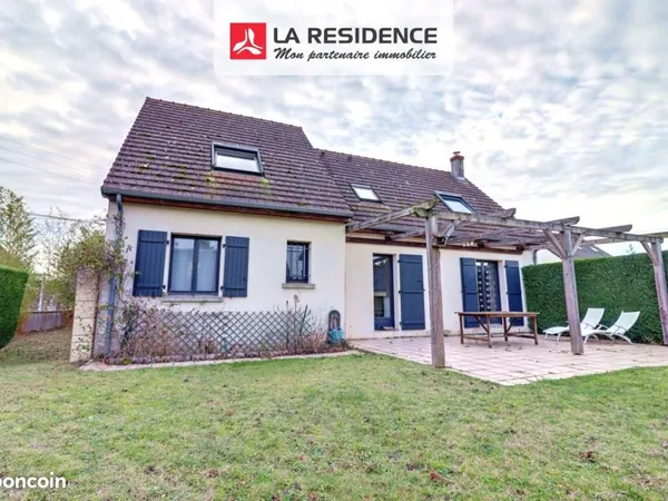 Maison 8 pièces 130 m² 