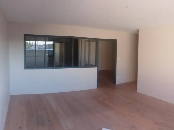 Bureaux 70 m² 