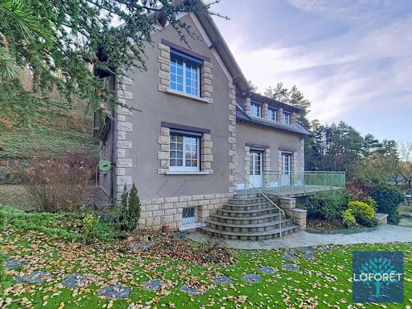 Maison 9 pièces 170 m² 