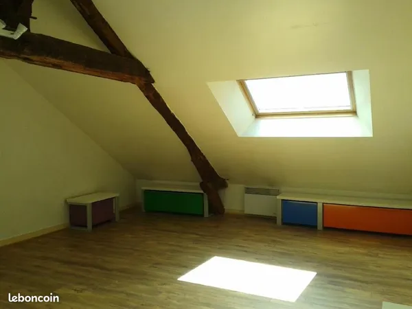 Studio 1 pièce 19 m² 