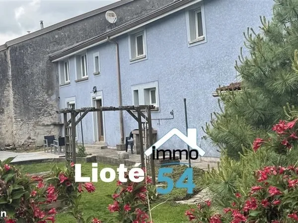Maison 8 pièces 210 m² 