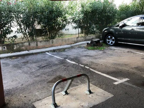 Location parking centre ville le Grau du Roi 