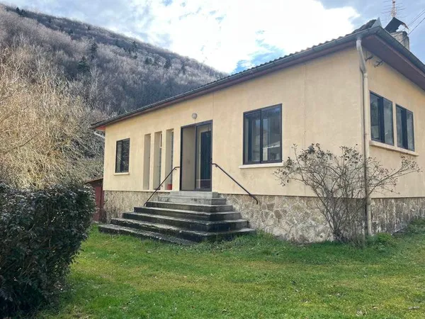 Villa 5 pièces 108 m² 