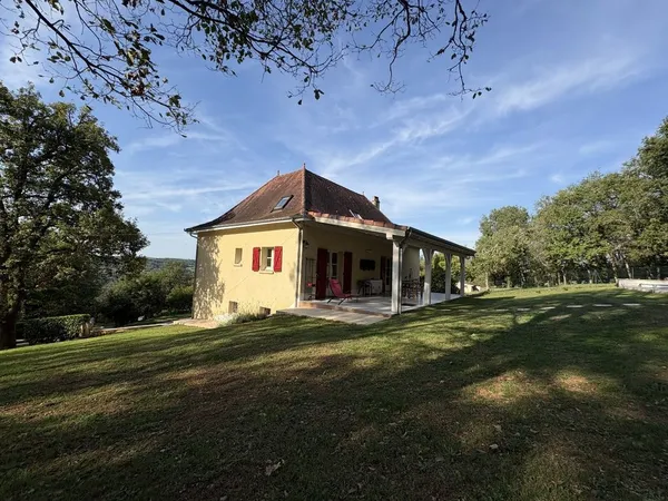 Maison Vente Figeac 5p 170m² 405000€