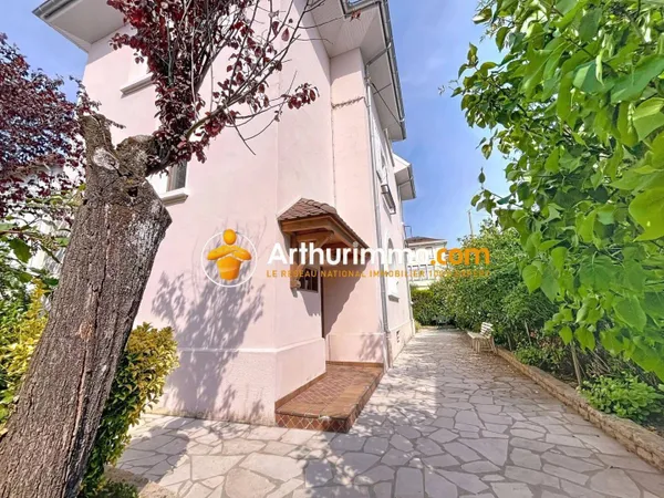 Appartement 4 pièces 99 m² 