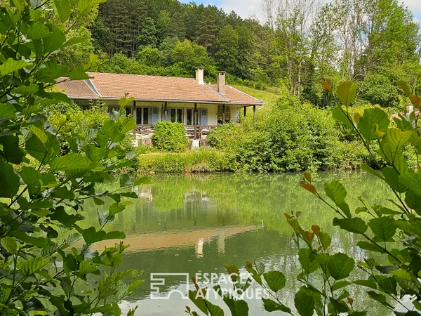 Domaine équestre et son étang 