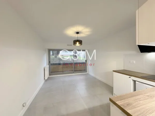Studio 1 pièce 24 m² 