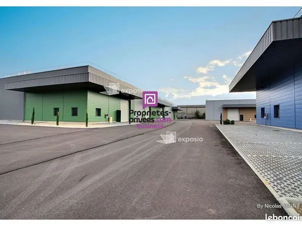 Local industriel 635 m² 