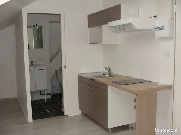 Studio toutes charges comprises 