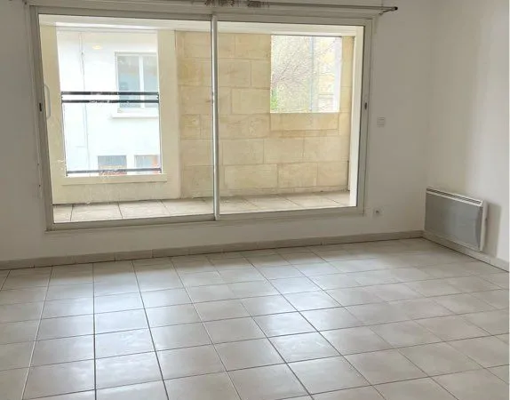 A louer T3 rénové - 65m2 - centre ville 