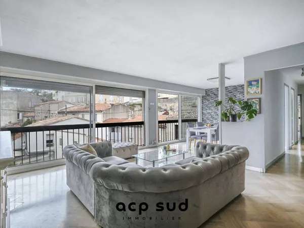 Appartement 3 pièces 84 m² 