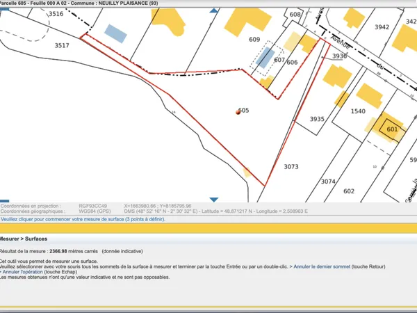 Terrain 2360 m² 