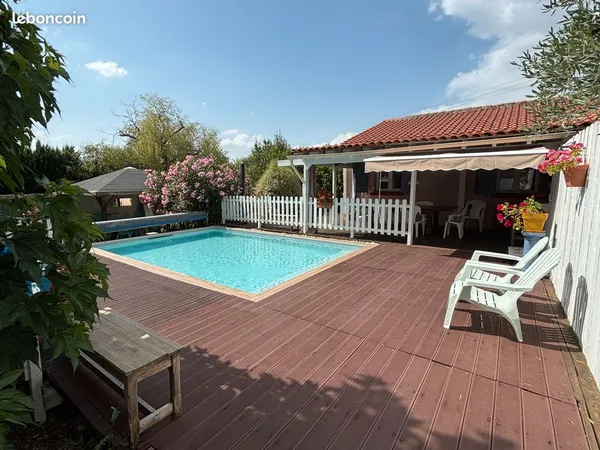 Maison T6 , 137m2, avec piscine, 