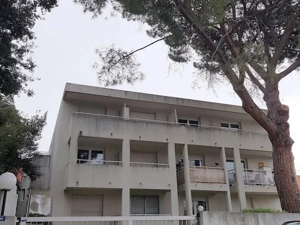 Studio 1 pièce 22 m² 