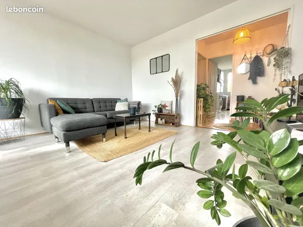 Appartement 4 pièces 79 m² 