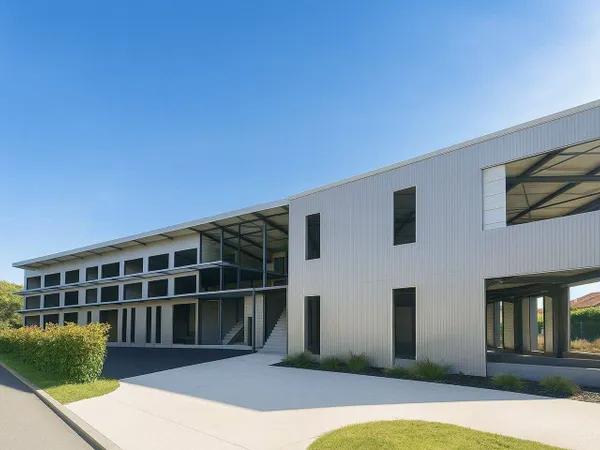 Entrepôt 438 m² 