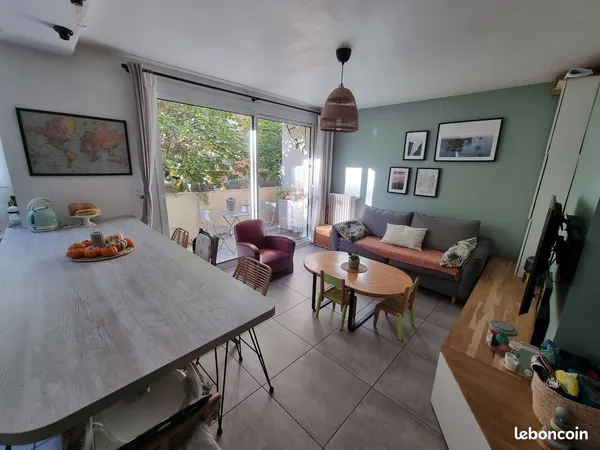 Appartement T3 - Quartier Croix de pierre / Fer à cheval 