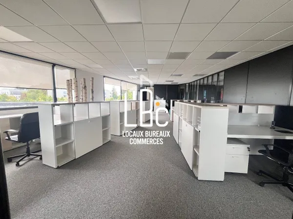 Bureaux 160 m² 