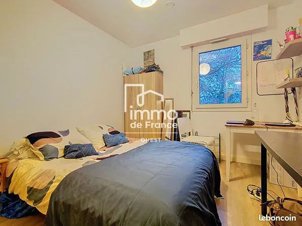 Studio 1 pièce 17 m² 