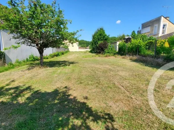 Terrain 856 m²