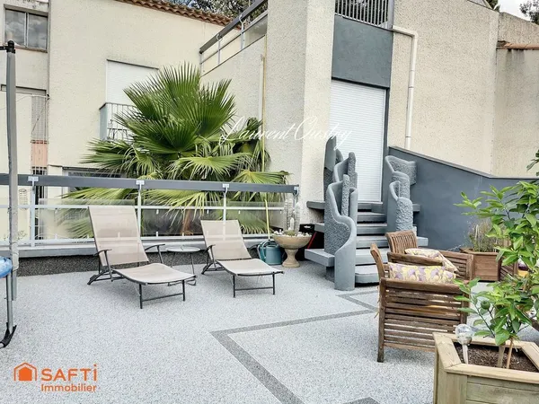 Maison 10 pièces 270 m² 