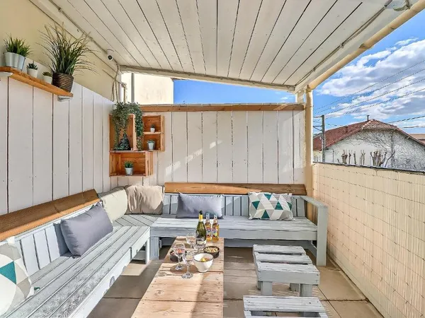 Centre-ville - Studio - 25m2- Meublé - Terrasse 