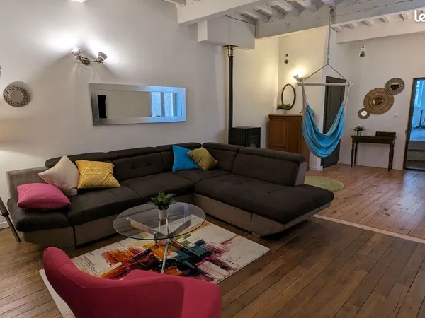 Chambre meublée DISPO 1er décembre dans une grande maison en colocation 