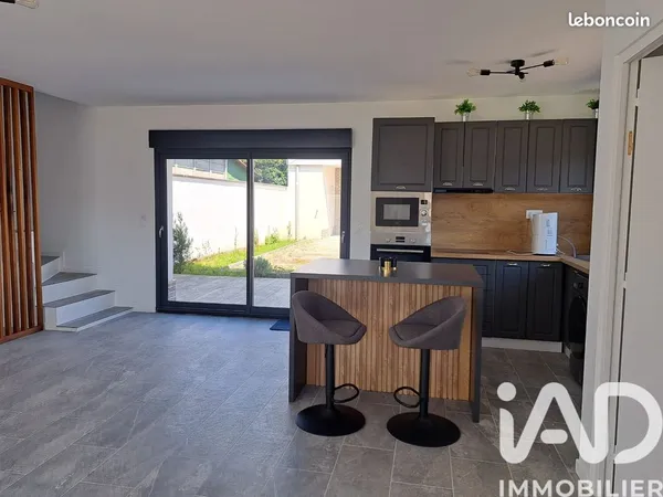 Maison 6 pièces 83 m² 