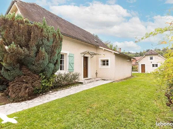 Maison 5 pièces 147 m² 