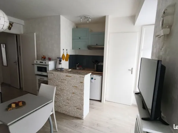 Particulier vend appartement T 2 à Bagnères-de-Luchon 