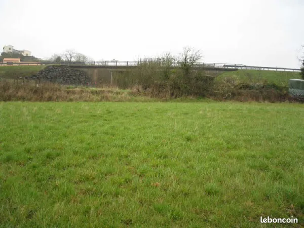 Terrain 1268 m² STE EANNE 