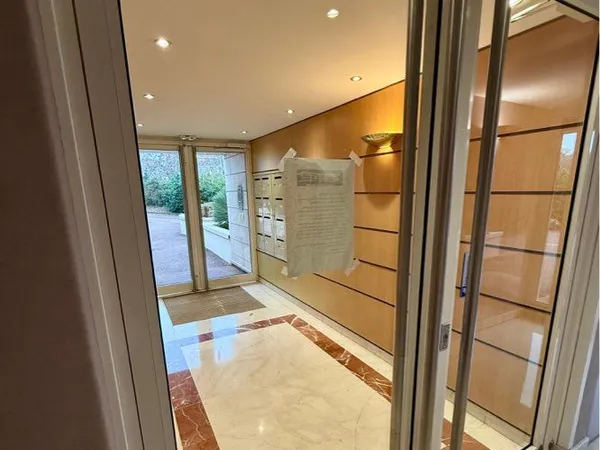 Appartement rénové à louer 