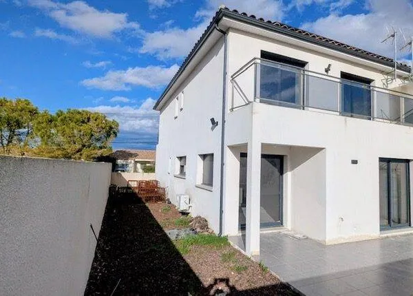 Villa 5 pièces 140 m² 