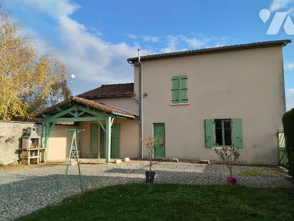 Maison 8 pièces 141 m² 