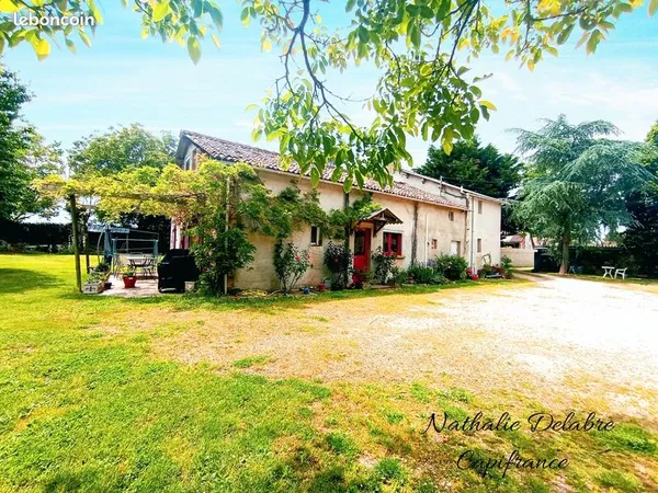 Maison 6 pièces 185 m² 