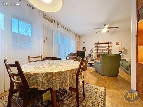 Appartement 4 pièces 81 m² 