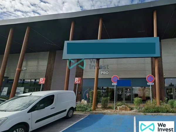 Local commercial 354 m² 