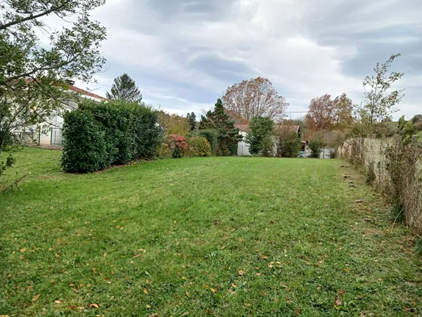 Terrain 970 m² 