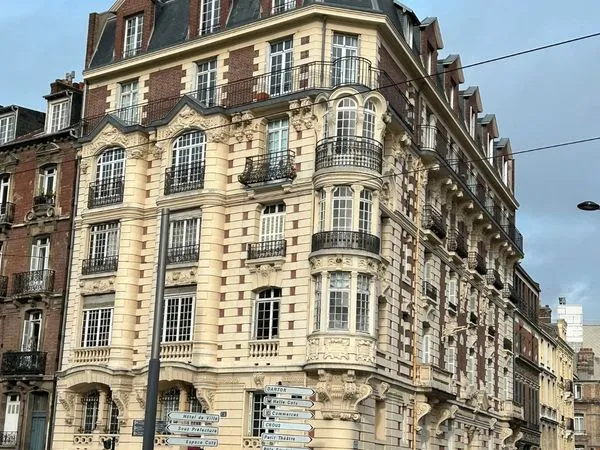 Appartement 5 pièces 152 m² 