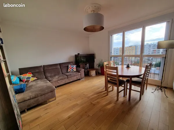 Appartement 4 pièces Nanterre Plateau 