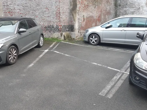 Loue parking 