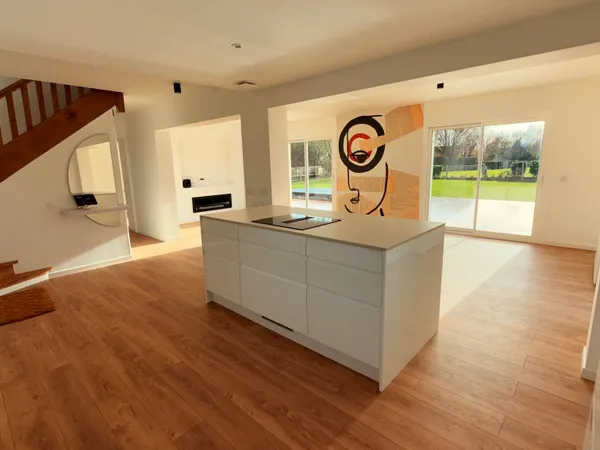 Maison 9 pièces 220 m² 