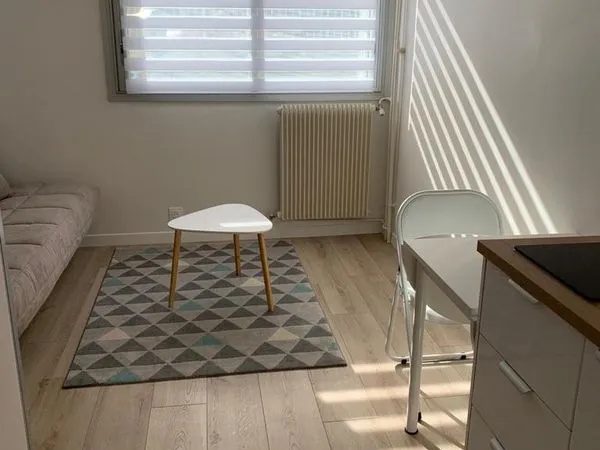 Studio de 14m2 aux Vallées refait à neuf 