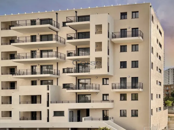 APPARTEMENT TRAVERSANT - FRAIS DE NOTAIRE RÉDUITS - AJACCIO
