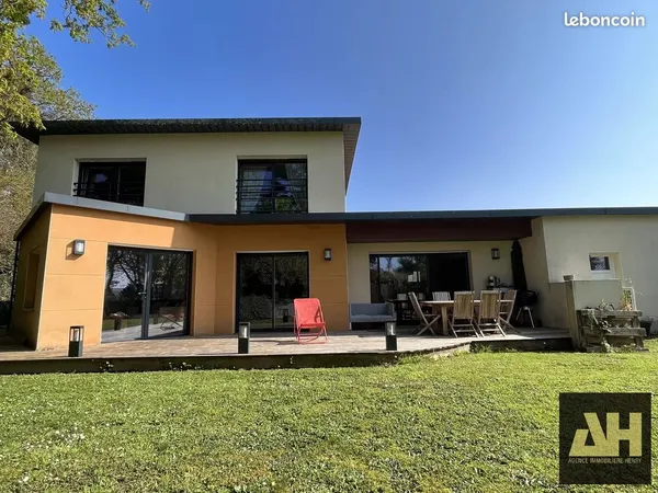 Moulin 6 pièces 186 m² 