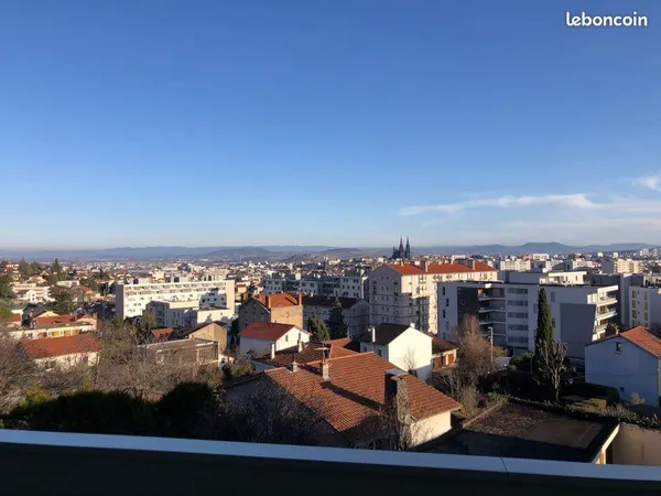 Appartement 4 pièces lumineux, traversant avec vue imprenable sur la cathédrale, Montjuzet... 